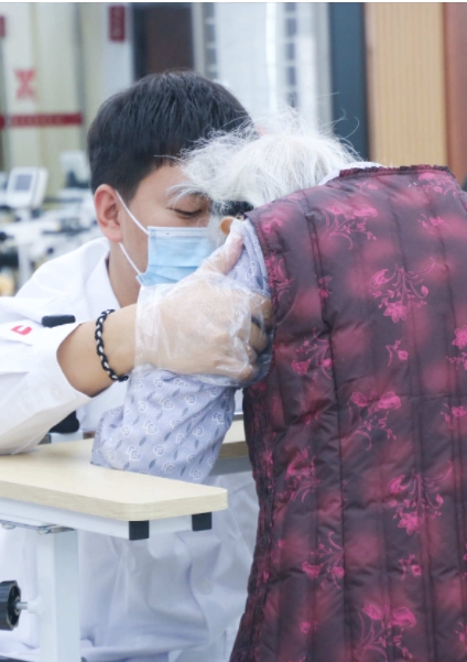 腰背酸痛、身高变矮？警惕骨质疏松！杭州东方华康康复医院教你科学应对