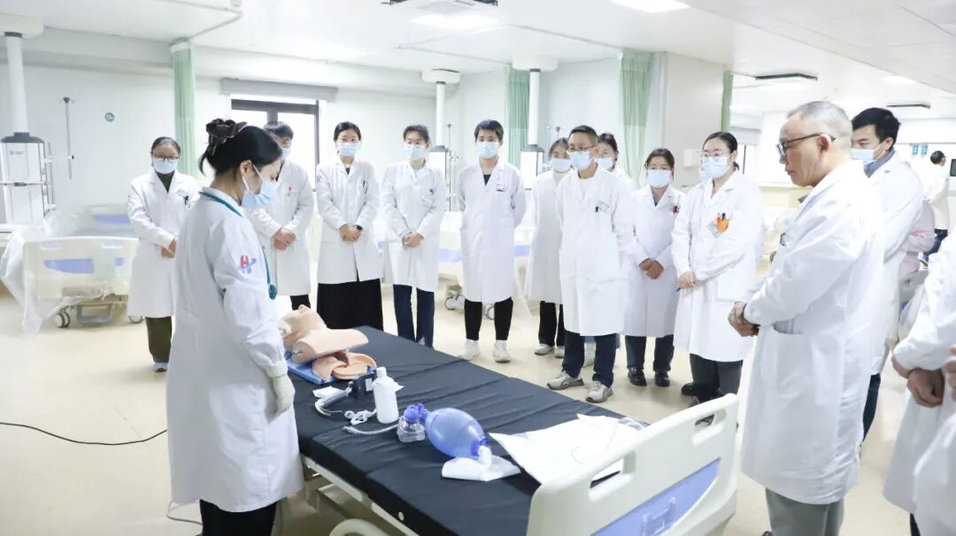 以练促能强急救，杭州东方华康康复医院开展气管插管专项培训