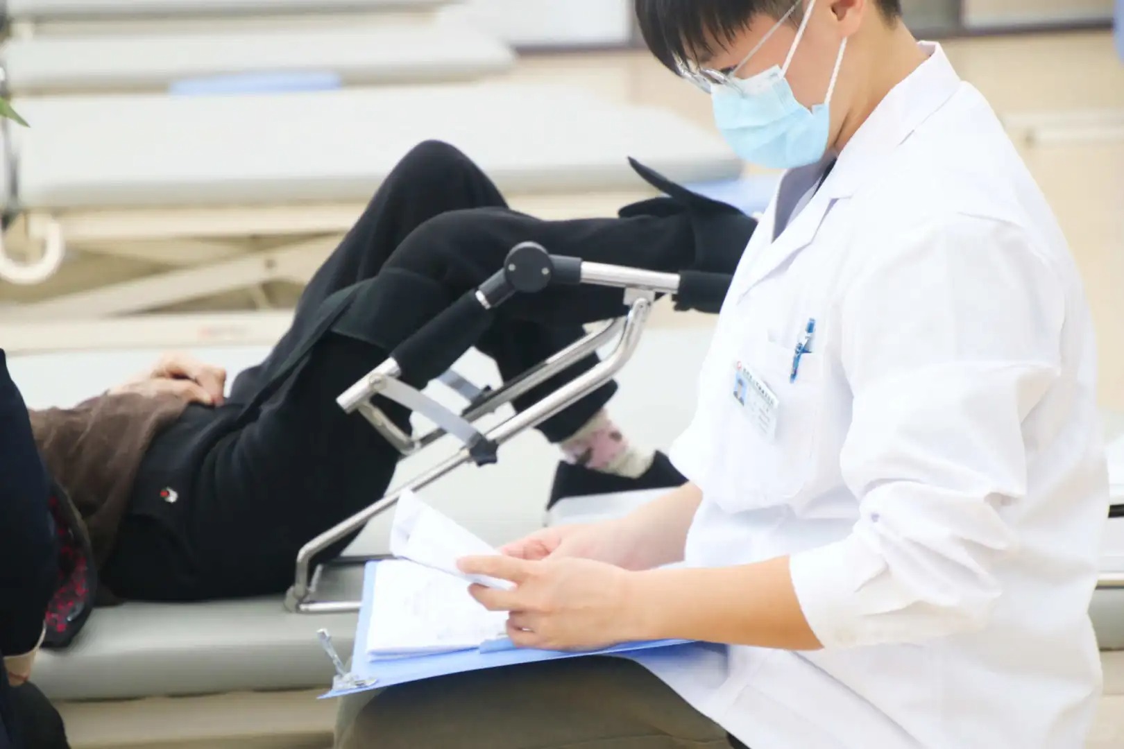 杭州东方华康康复医院：半月板损伤术后科学康复，重返正常生活与运动